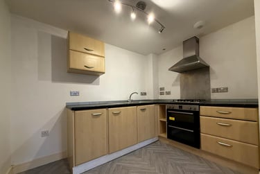 1 bed flat, Ebrington Street, City Centre, Plymouth, PL49AD - Image 1
